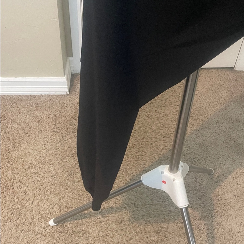 Athleta Jet Black Go Far Travel Pant cargo - Picture 6 of 6